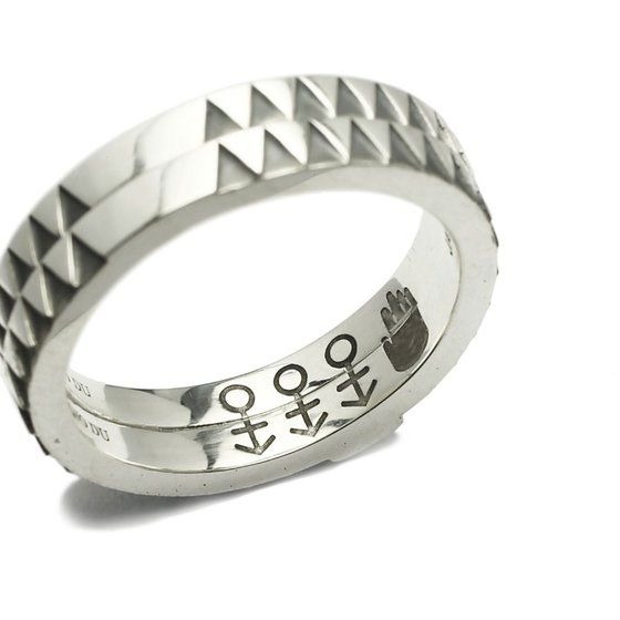 JOJO 空条承太郎ダブルベルトリング L size (JAM HOME MADE) 15,400円（税込）（C） LUCKY LAND COMMUNICATIONS/集英社・ジョジョの奇妙な冒険DU製作委員会