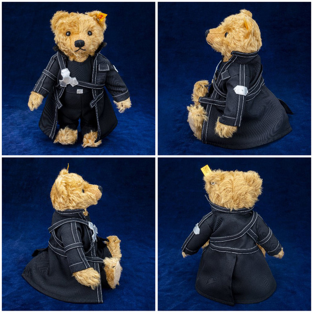 「キリト テディベア」45,000円（税込）（C）2017 川原 礫／KADOKAWA　アスキー・メディアワークス／SAO-A Project （C）Margarete Steiff GmbH 2020