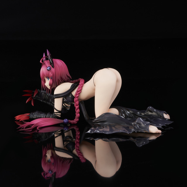 「ToLOVEる－とらぶる－ダークネス 黒咲芽亜　ダークネスVer. 1/6」16,500円（税別）（C）矢吹健太朗・長谷見沙貴／集英社・とらぶるダークネス製作委員会