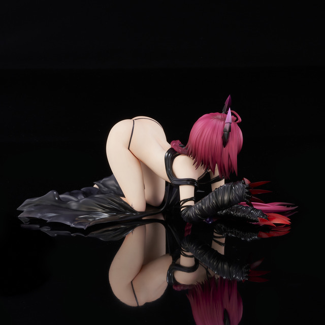 「ToLOVEる－とらぶる－ダークネス 黒咲芽亜　ダークネスVer. 1/6」16,500円（税別）（C）矢吹健太朗・長谷見沙貴／集英社・とらぶるダークネス製作委員会