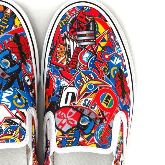 「ULTRAMAN　リミテッドエディションスニーカー」12,100円（税込）（C）円谷プロ