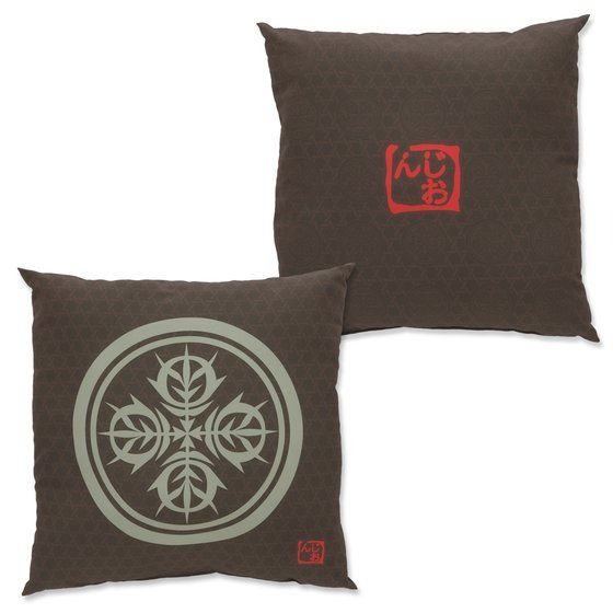 「機動戦士ガンダム 家紋柄企画」座布団（4,400円・税込）（C）創通・サンライズ