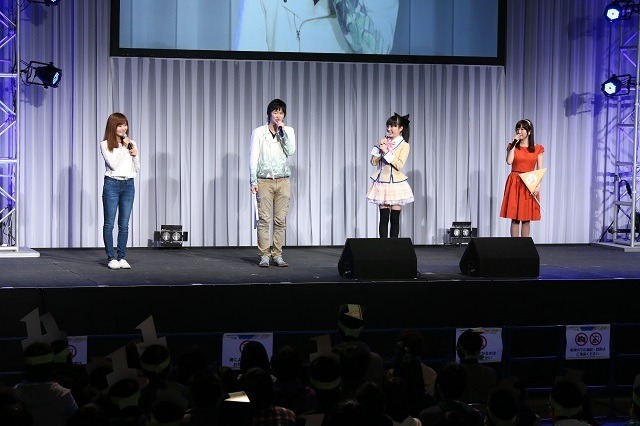 「彼女がフラグをおられたら」ステージ　逢坂良太、木戸衣吹、茅野愛衣がフラグを持参