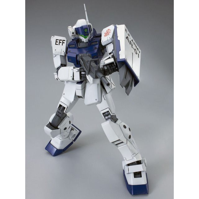 ＭＧ 1/100 ジム・スナイパーII（ホワイト・ディンゴ隊仕様）【再販】販売価格：4,180円（税込）（C）創通・サンライズ