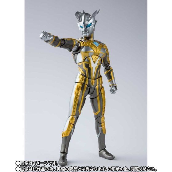 「S.H.Figuarts シャイニングウルトラマンゼロ」6,600円（税込）(C)円谷プロ