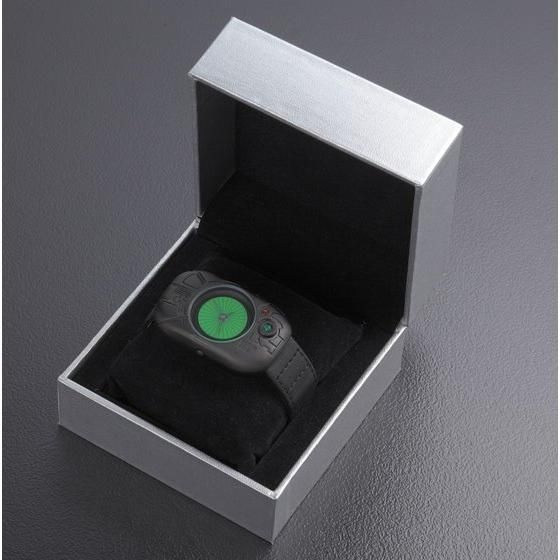 「仮面ライダーBLACK　変身！腕時計」各26,400円（税込）(C)石森プロ・東映