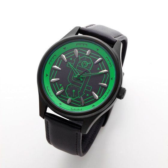 「仮面ライダージオウ　腕時計【ウォズモデル（逢魔降臨暦/未来ノート）】」各16,500円（税込）(C)2018 石森プロ・テレビ朝日・ADK・東映