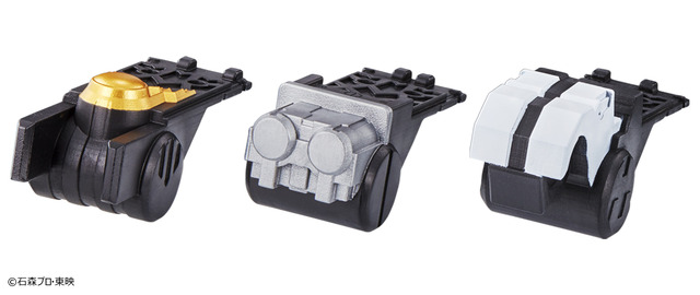 「COMPLETE SELECTION MODIFICATIONイクサベルト＆イクサライザー」33,000円（税込）(C)石森プロ・東映