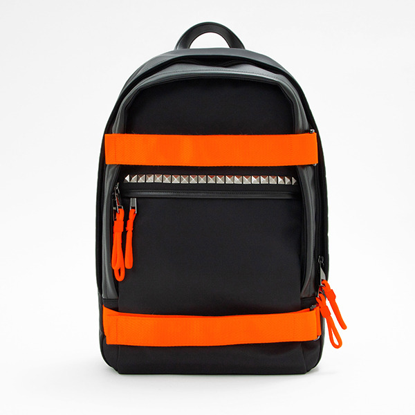 「黒崎一護 モデル バックパック」14,800円(税別) （C）久保帯人／集英社・テレビ東京・dentsu・ぴえろ