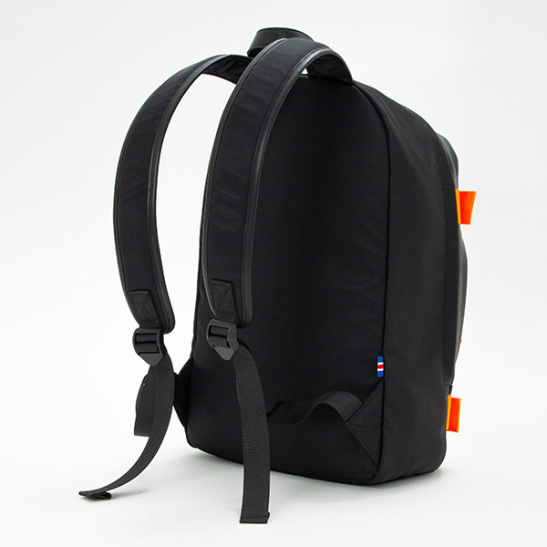 「黒崎一護 モデル バックパック」14,800円(税別) （C）久保帯人／集英社・テレビ東京・dentsu・ぴえろ