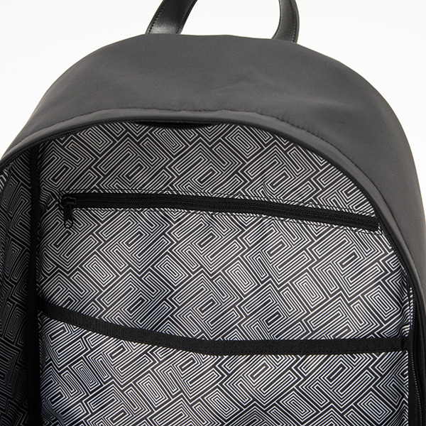 「黒崎一護 モデル バックパック」14,800円(税別) （C）久保帯人／集英社・テレビ東京・dentsu・ぴえろ