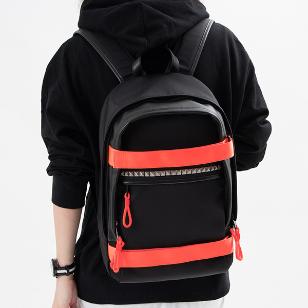 「黒崎一護 モデル バックパック」14,800円(税別) （C）久保帯人／集英社・テレビ東京・dentsu・ぴえろ