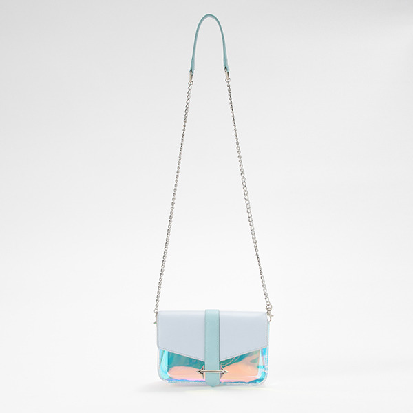 「日番谷冬獅郎 モデル  ショルダーバッグ」12,800円(税別)（C）久保帯人／集英社・テレビ東京・dentsu・ぴえろ