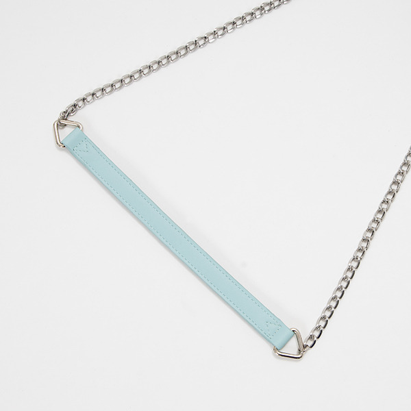 「日番谷冬獅郎 モデル  ショルダーバッグ」12,800円(税別)（C）久保帯人／集英社・テレビ東京・dentsu・ぴえろ