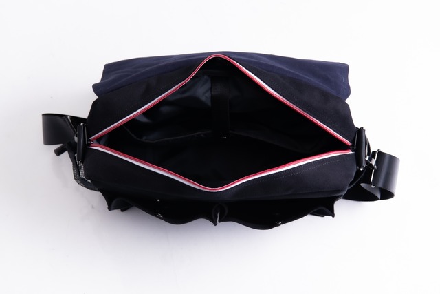 「ガルパンツァー3WAYバッグ」価格：12,500円(税抜)/13,750円(税込)（C）GIRL und PANZER Finale Projekt