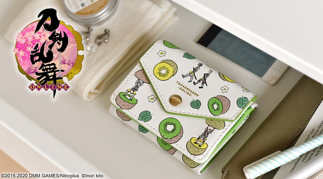 「ミニウォレット」3,500円（税抜）（C）2015-2020 DMM GAMES/Nitroplus