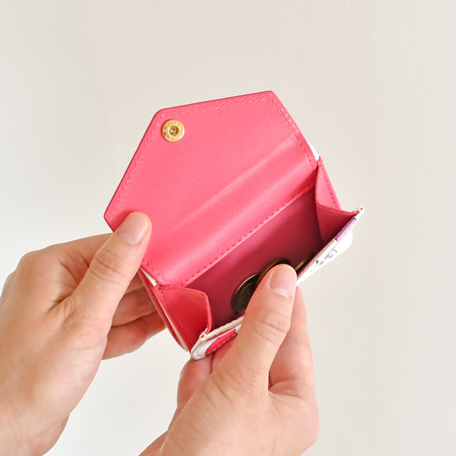 「ミニウォレット」3,500円（税抜）（C）2015-2020 DMM GAMES/Nitroplus