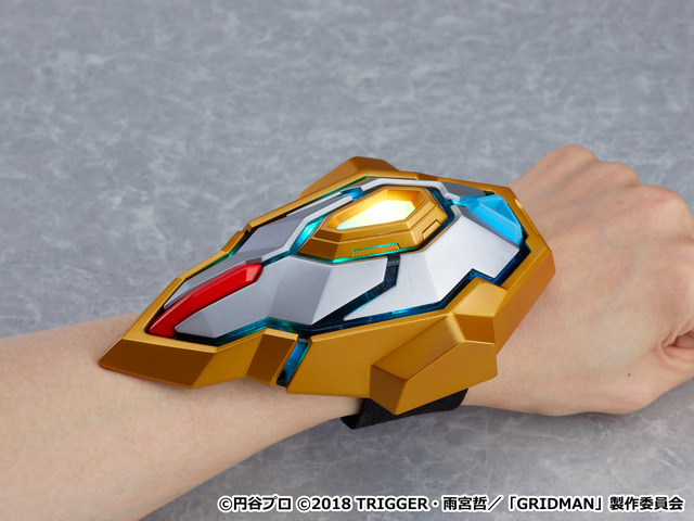 「プライマルアクセプター」14,900円（税込）（C）円谷プロ (C)2018 TRIGGER・雨宮哲／「GRIDMAN」製作委員会