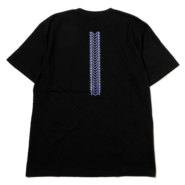 「DIGITAL NERV BIG T-Shirt」5,000円(税別)（C）カラー