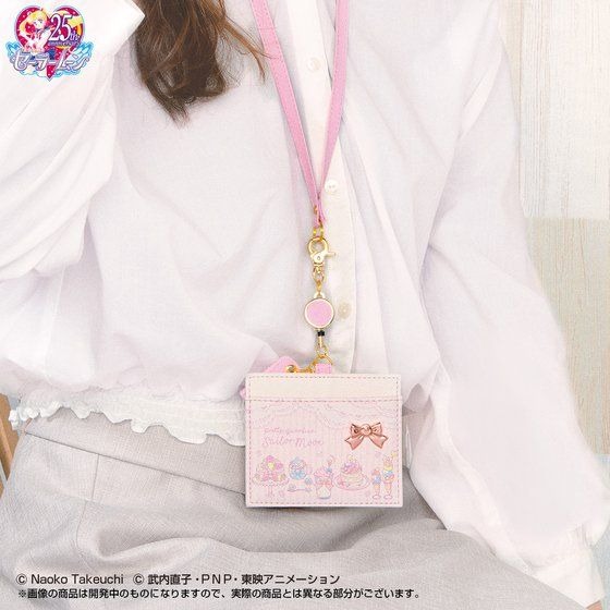 美少女戦士セーラームーン名刺ホルダー（全4種）3,520円（税込）（C）Naoko Takeuchi（C）武内直子・PNP・東映アニメーション