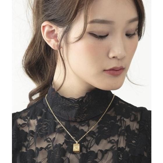 「聖闘士星矢　黄金聖衣箱（ゴールドクロスボックス）デザイン　silver925ペンダント」各13,200円（税込）（C）車田正美／集英社・東映アニメーション