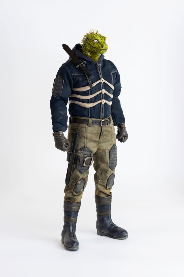 「カイマン（アニメバージョン）」18,000円（税別）（C）2020 Q-HAYASHIDA・Shogakukan／Dorohedoro Project