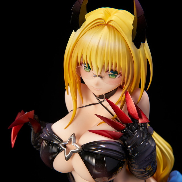 「ToLOVEる－とらぶる－ダークネス ティアーユ・ルナティーク ダークネスver.1/6」1,5000円（税別）（C）矢吹健太朗・長谷見沙貴／集英社・とらぶるダークネス製作委員会