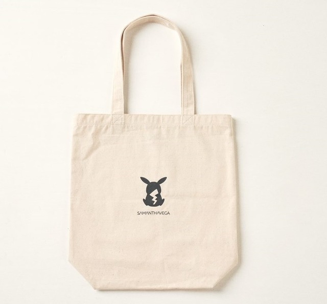 「SAMANTHAVEGA meets ポケットモンスター Collection」ポケモンシリーズエコトート　(C)Nintendo・Creatures・GAME FREAK・TV Tokyo・ShoPro・JR Kikaku (C)Pokemon