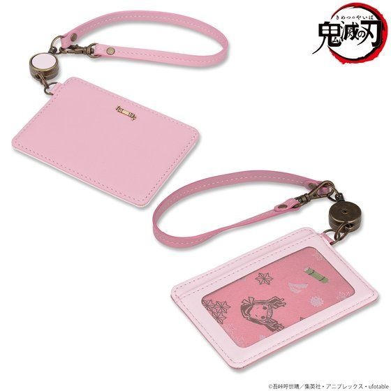 「鬼滅の刃 レザーリール付きパスケース / 禰豆子」11,000円（税込）（C）吾峠呼世晴／集英社・アニプレックス・ufotable