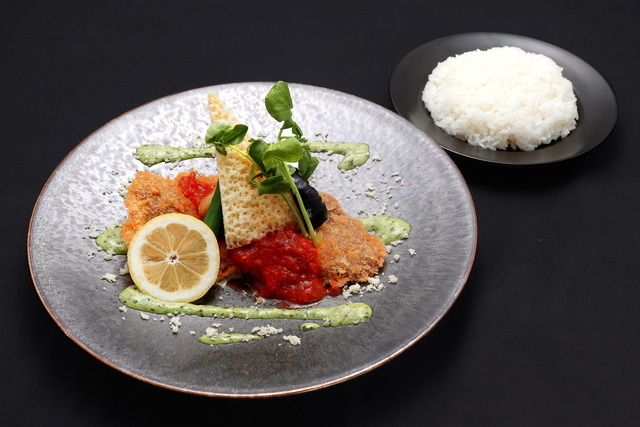 「GUNDAM Cafe　TOKYO BRAND CORE」ギレン・ザビ料理