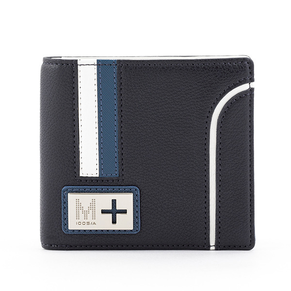 高嶺愛花モデル 財布／10,800円（税抜）（C）Konami Digital Entertainment