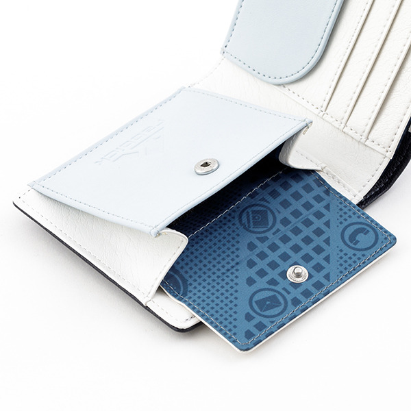 高嶺愛花モデル 財布／10,800円（税抜）（C）Konami Digital Entertainment