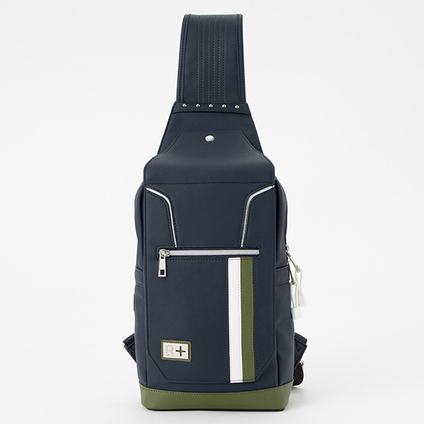 小早川凛子モデル ボディバッグ／12,800円（税抜）（C）Konami Digital Entertainment