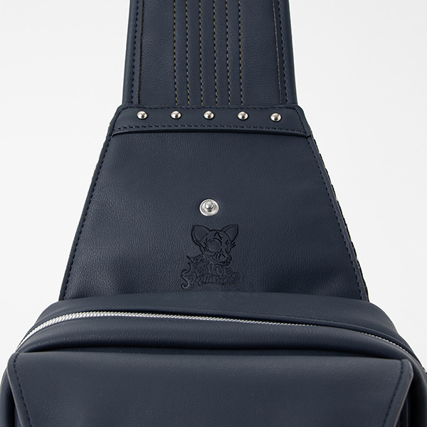 小早川凛子モデル ボディバッグ／12,800円（税抜）（C）Konami Digital Entertainment