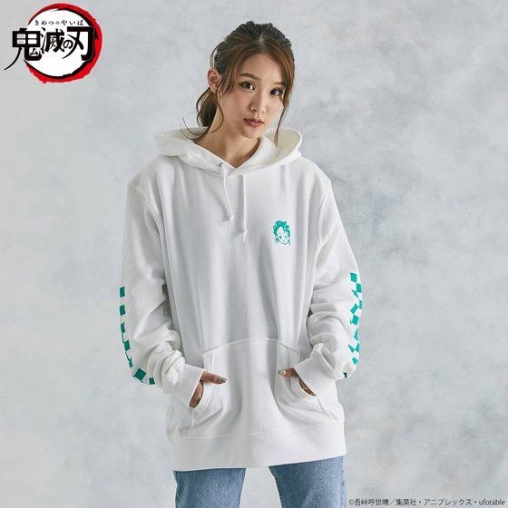 「ゆるっと鬼滅の刃　モチーフ柄プルオーバーパーカー」各6,600円（税込）(C)吾峠呼世晴／集英社・アニプレックス・ufotable