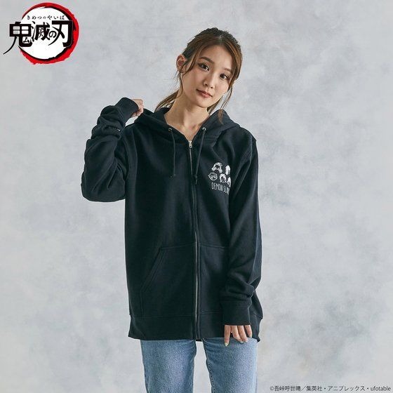 「ゆるっと鬼滅の刃　モチーフ柄ジップパーカー」各6,600円（税込）(C)吾峠呼世晴／集英社・アニプレックス・ufotable