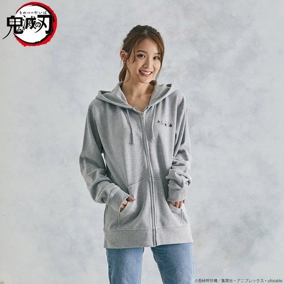 「ゆるっと鬼滅の刃　モチーフ柄ジップパーカー」各6,600円（税込）(C)吾峠呼世晴／集英社・アニプレックス・ufotable
