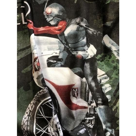 「菅原芳人計画　仮面ライダー1号　バスタオル」4,400円（税込）（C）石森プロ・東映