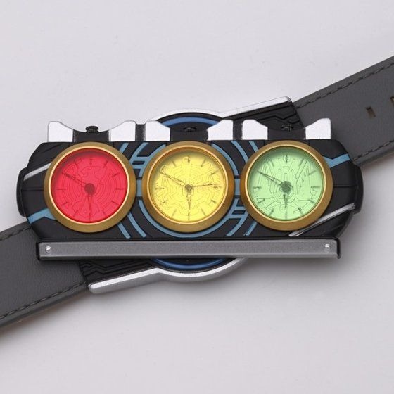 「仮面ライダーオーズ／OOO　変身！腕時計【Live Action Watch】」29,700円（税込）（C）石森プロ・東映