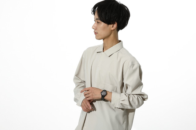 戦場ヶ原ひたぎモデル腕時計／19,800円(税別)（C）西尾維新／講談社・アニプレックス・シャフト