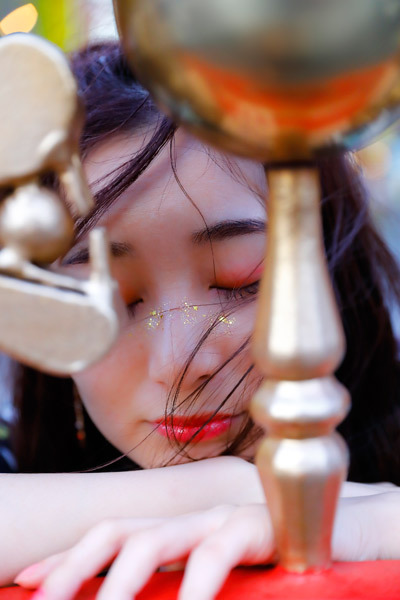 「GLITTER」先行カット