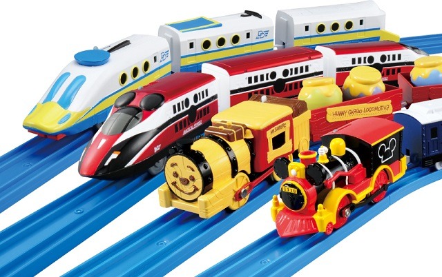 「Disney Dream Railway」（c）Disney