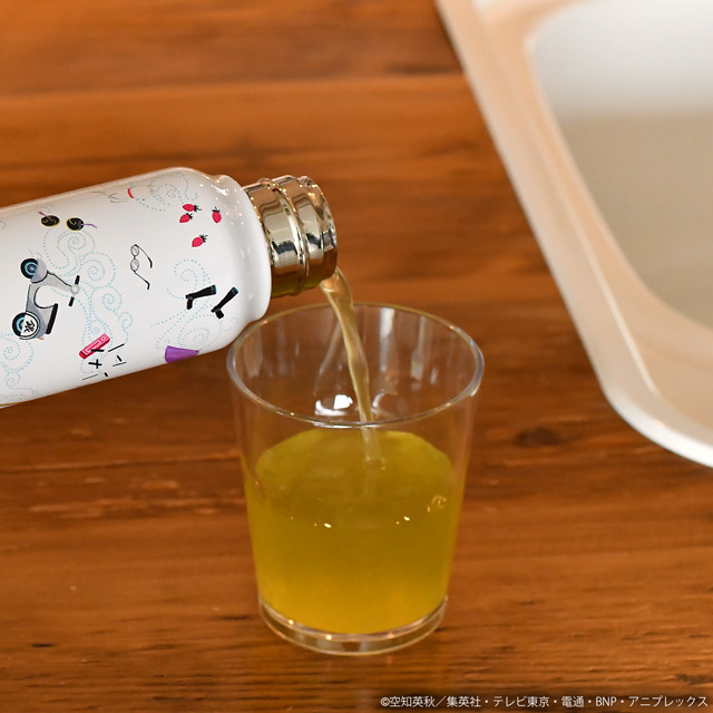 「thermo mug ステンレスボトル」3,800円（税抜）（C）空知英秋／集英社・テレビ東京・電通・BNP・アニプレックス