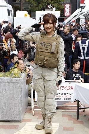 特車ニ課が吉祥寺に出動　実物大98式イングラム出現で街が騒然