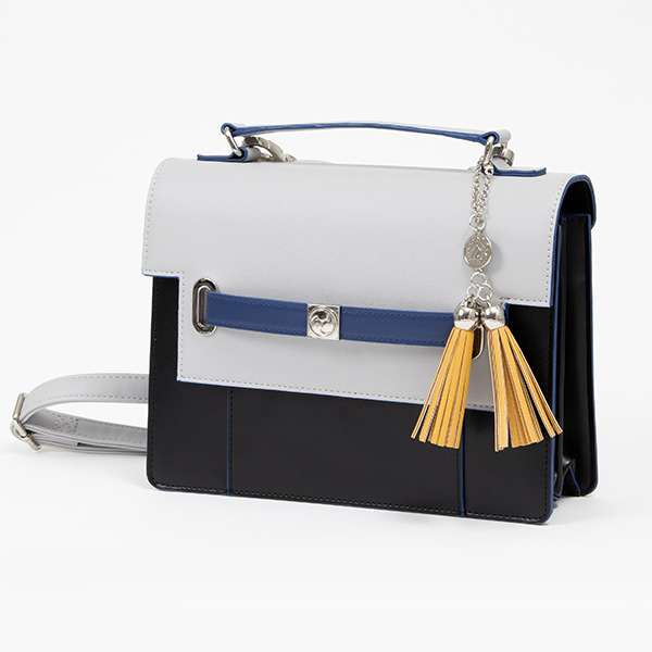 山姥切長義モデル バッグ／12,800円（税別）（C）2015-2020 DMM GAMES/Nitroplus