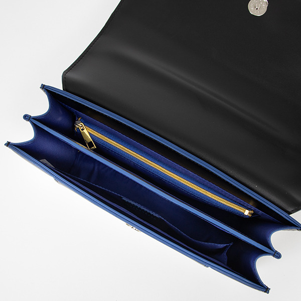 山姥切長義モデル バッグ／12,800円（税別）（C）2015-2020 DMM GAMES/Nitroplus