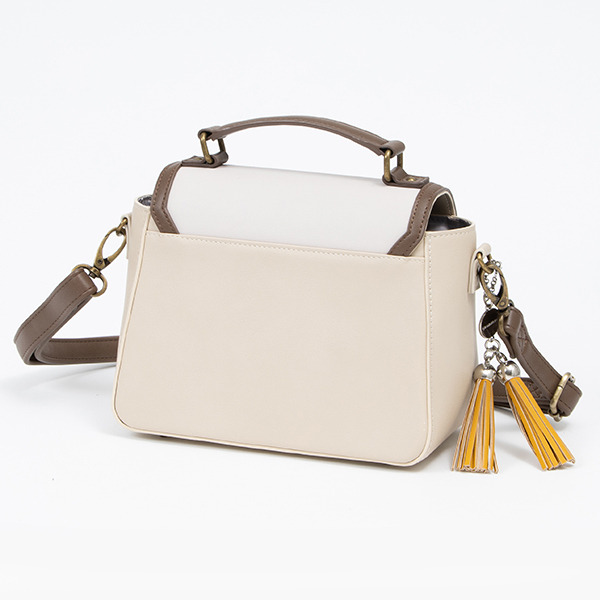 前田藤四郎モデル バッグ／各11,800円（税別）（税別）（C）2015-2020 DMM GAMES/Nitroplus