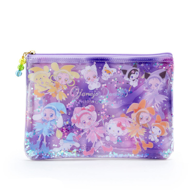「おジャ魔女どれみ×サンリオキャラクターズ」フラットポーチ　1,760円（C）東映アニメーション（C）1976,1996,1998,2001,2005,2020 SANRIO CO., LTD.