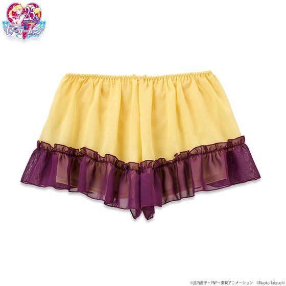 「美少女戦士セーラームーン ルームパンツ　ルナ（かぐや姫の恋人Ver.）モデル」3,300円（税込）(C)Naoko Takeuchi (C)武内直子・PNP・東映アニメーション
