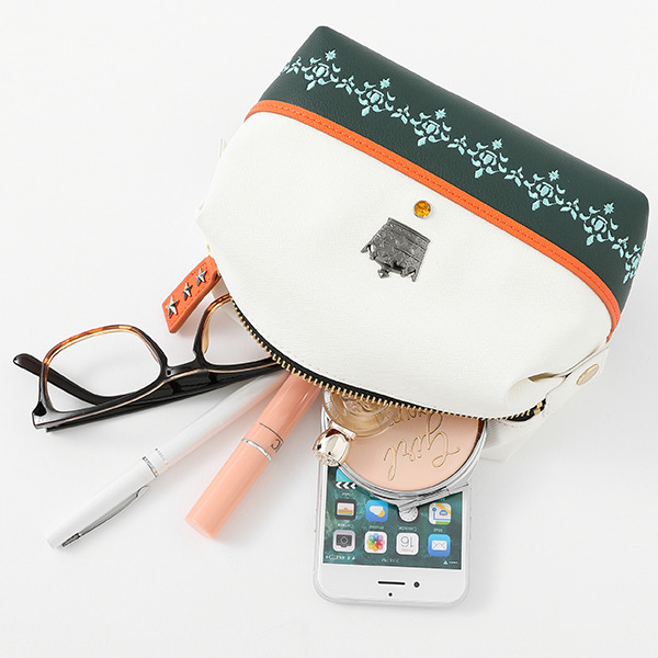 『劇場版うたの☆プリンスさまっ♪ マジLOVEキングダム』コラボレーションリュック・財布・ポーチ（全54種）リュック／各13,800円(税別) 財布／各10,800円(税別)ポーチ／各6,000円(税別)（C）UTA☆PRI-MOVIE PROJECT